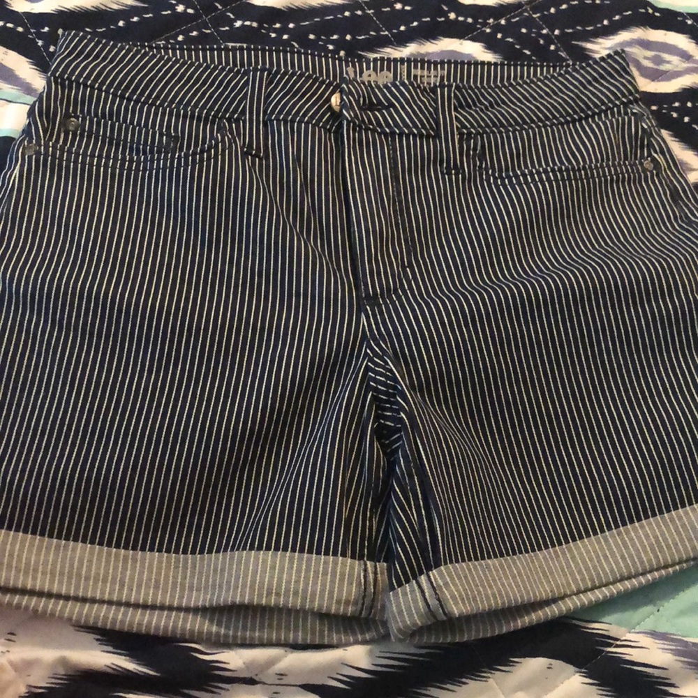Lee mid rise shorts
